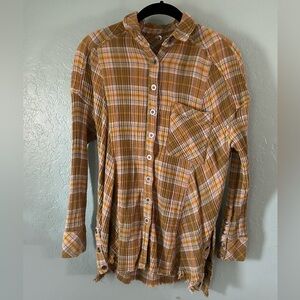Free people woman’s plaid button up
